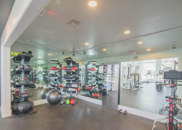 Remodeled And Walkable King Bed Adjacent Kierland Golf Apartment *