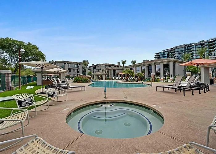 Remodeled And Walkable King Bed Adjacent Kierland Golf Apartment *